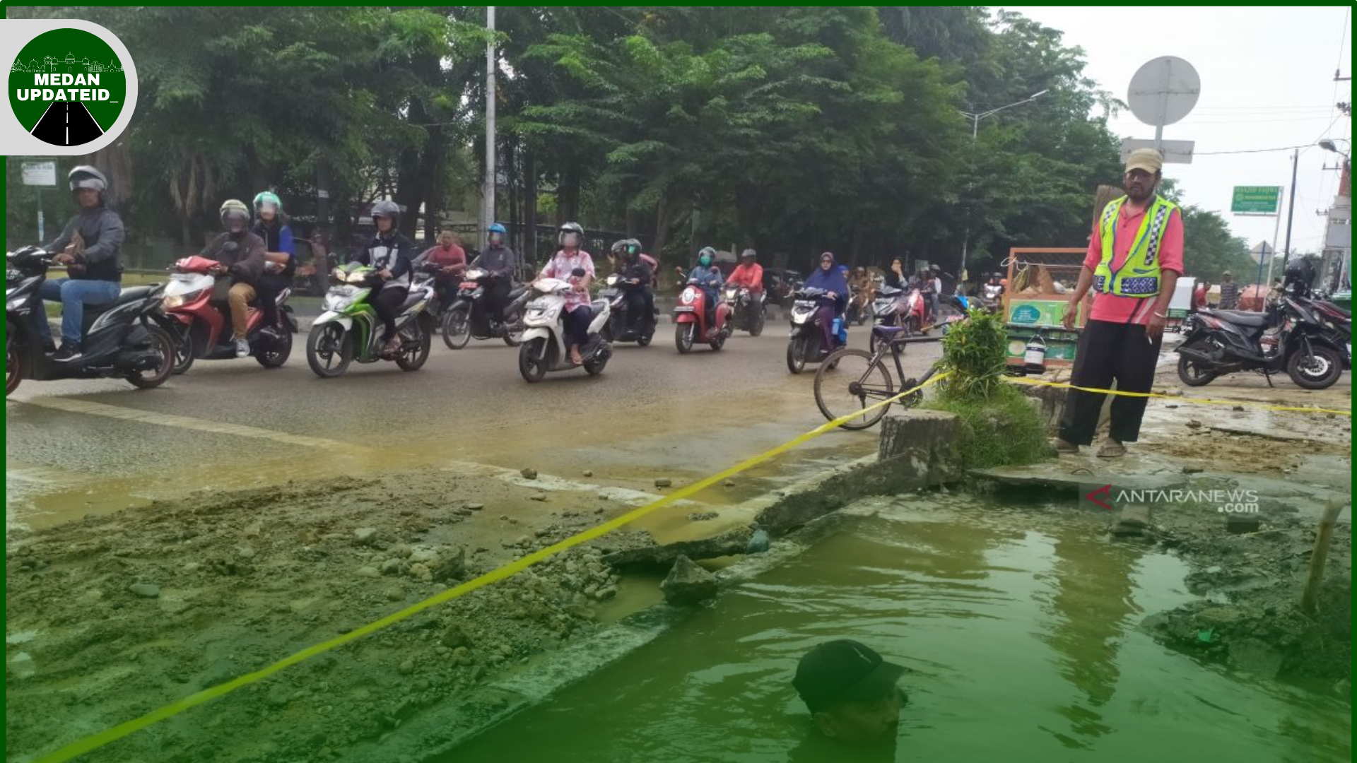 Penyebab Pipa PDAM Bocor hingga Genangi Jalan SM Raja Medan